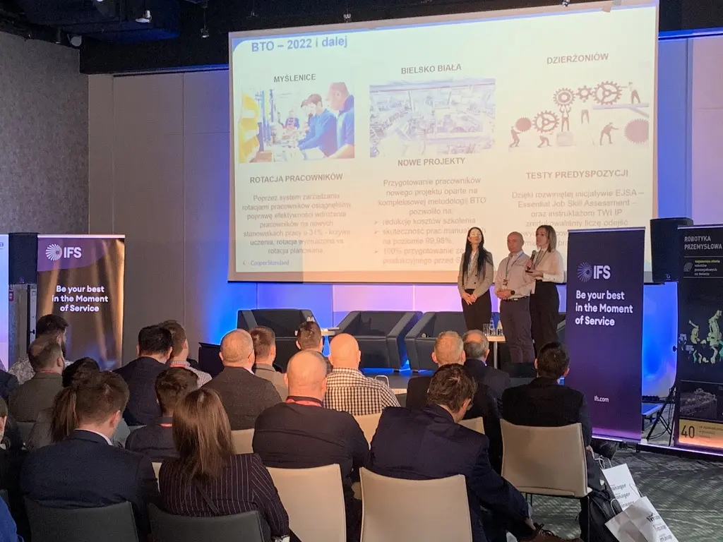 Polish Cooper Standard BTO team presenting their own case study at a conference